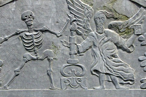 Randi didn't like our slight detour to the cemetery.  The angel death kind of looks like Randi, except Randi doesn't usually wear pajamas when out dining.